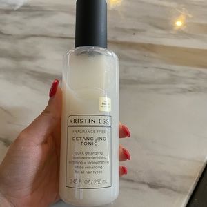 Kristen Ess Detangling Tonic